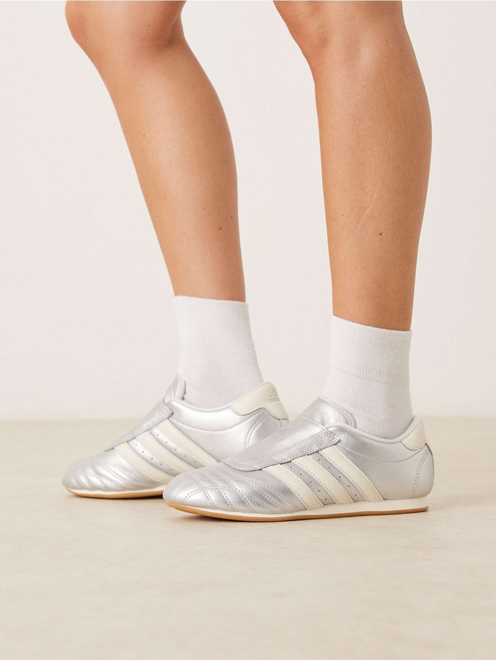 NWT Adidas Taekwondo Silver Metallic Women's Shoes JS4023 size 7.5 - Picture 6 of 16